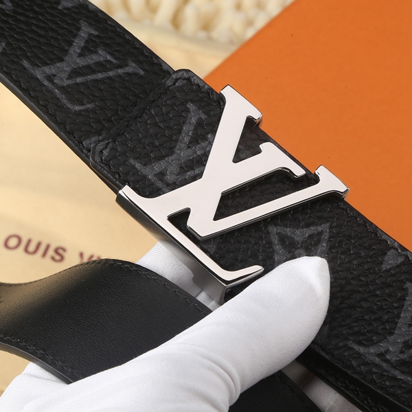 激安ルイヴィトンベルト背面デザイン